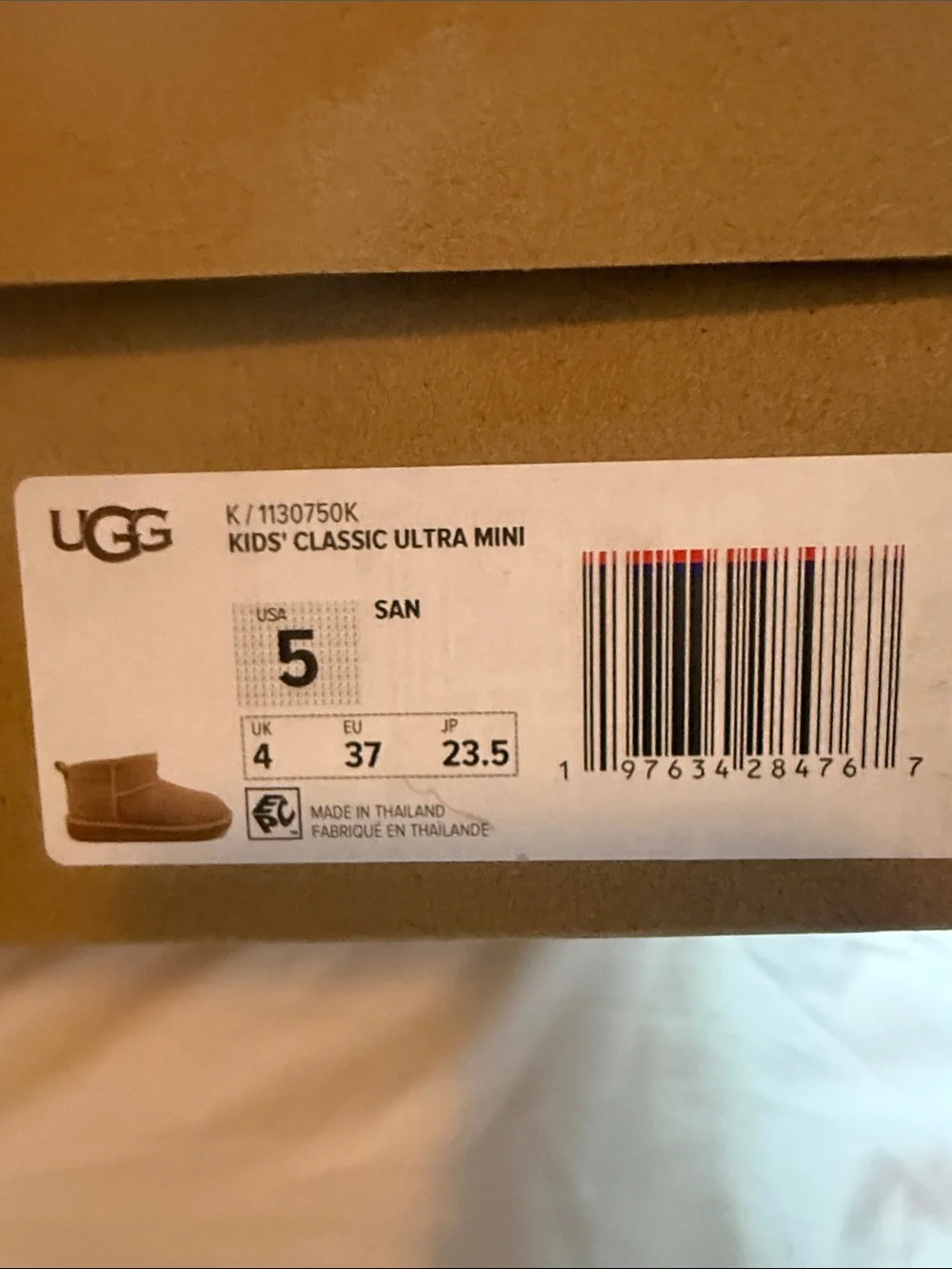 UGG Kids Classic ultra mini boot in sand size5